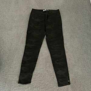 Zara camo style fitted pants